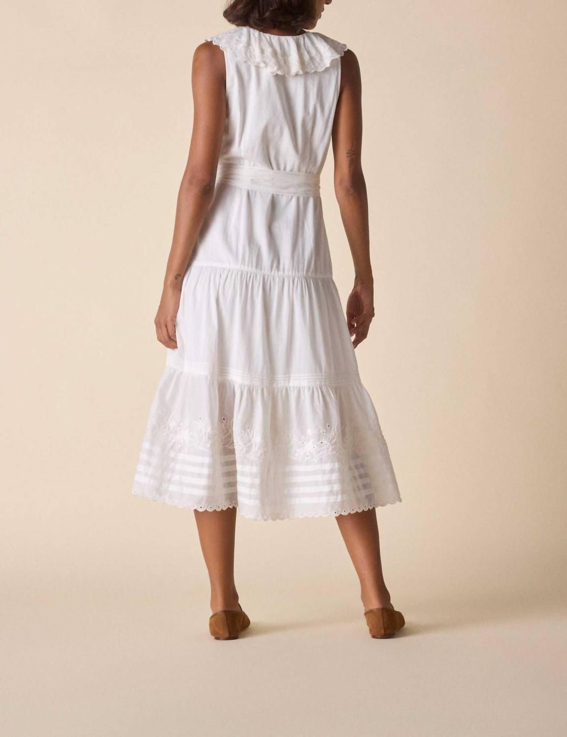 Style 1-3349677207-1498 St. Roche Size 4 High Neck White Cocktail Dress on Queenly
