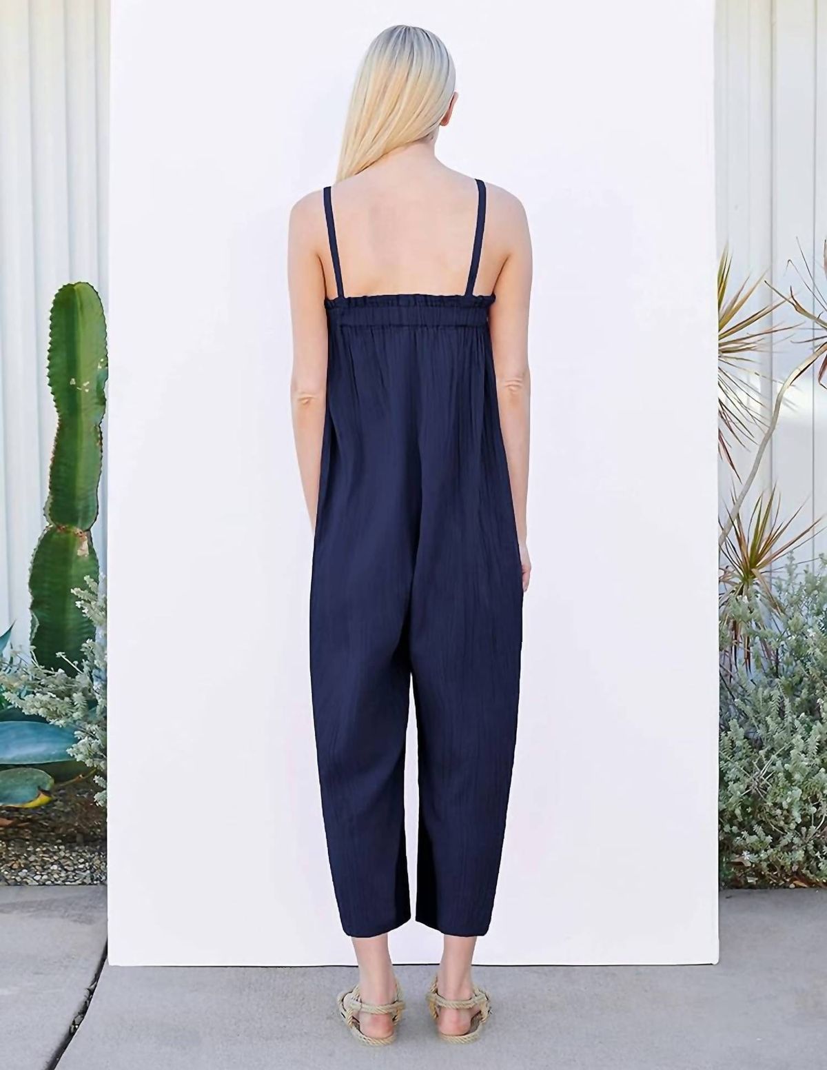 Style 1-3729979719-95 Sundry Size 0 Blue Formal Jumpsuit on Queenly