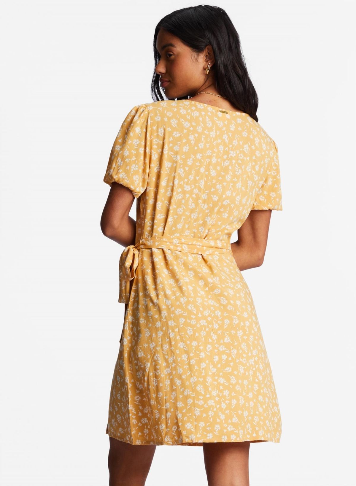 Style 1-716838655-3011 Billabong Size M Satin Yellow Cocktail Dress on Queenly