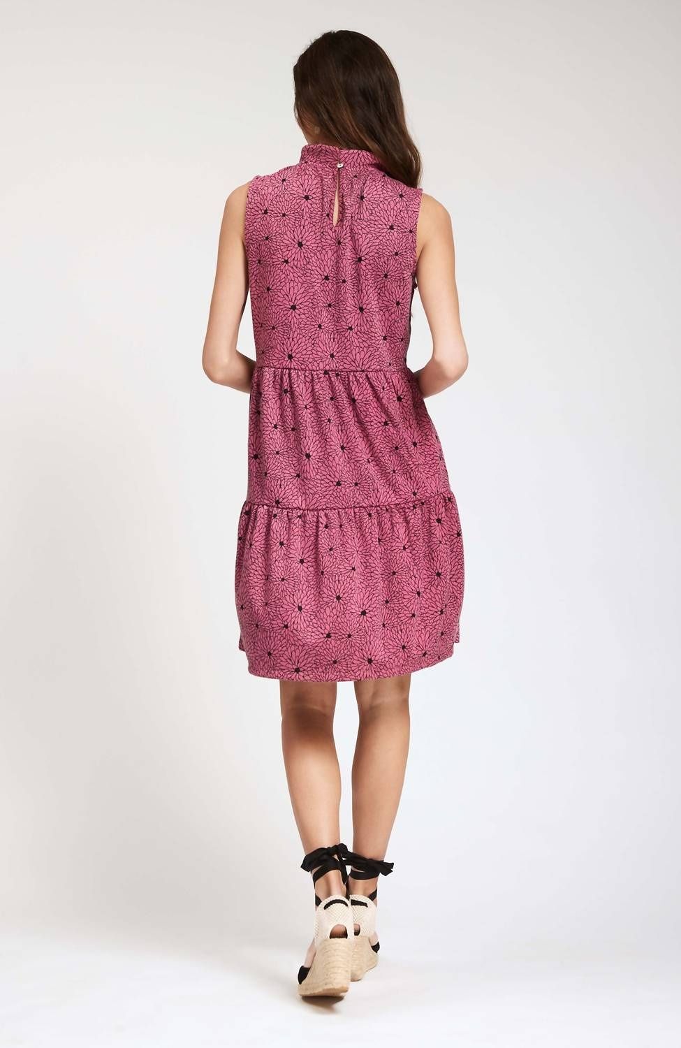 Style 1-809951810-2696 Tyler Boe Size L Pink Cocktail Dress on Queenly