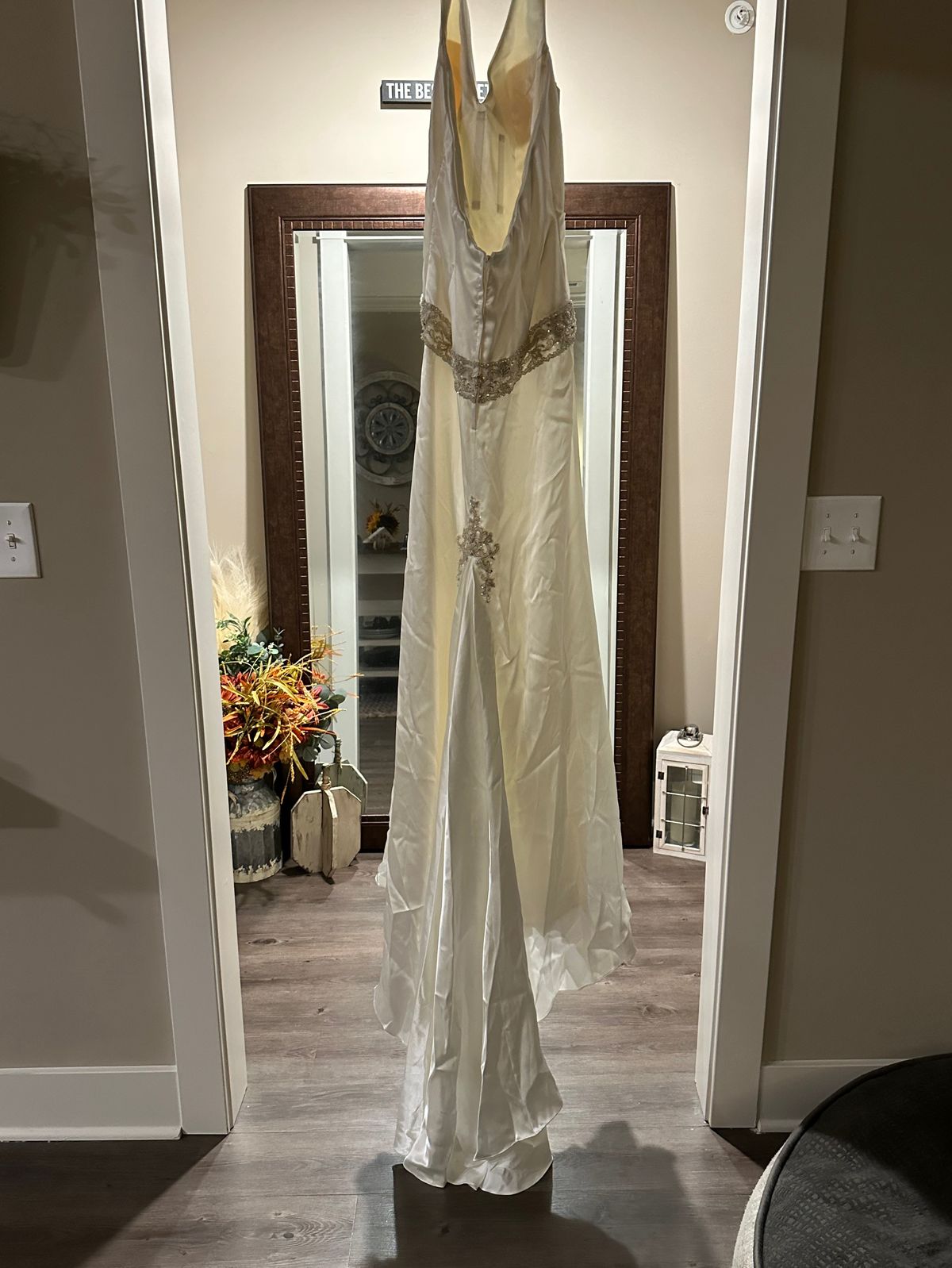 Size 6 Wedding Halter White Dress With Train on Queenly