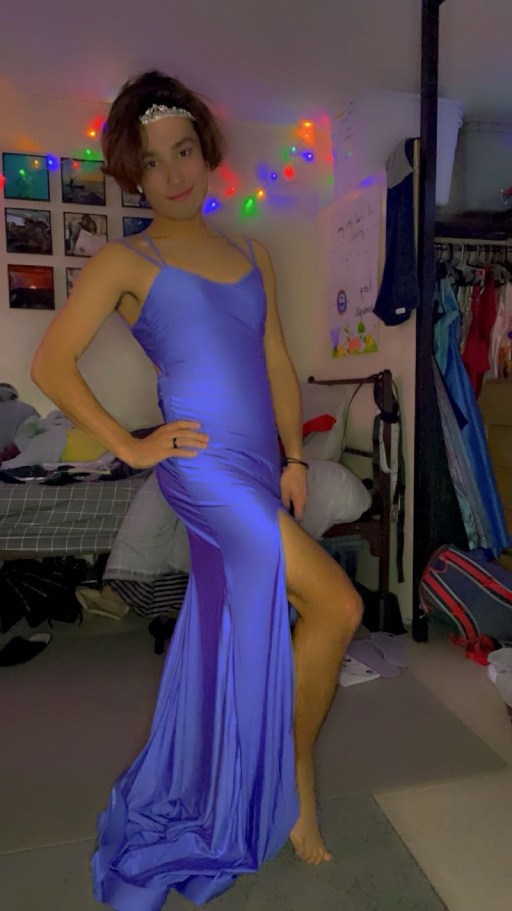 Promgirl Size 4 Prom Plunge Purple Side Slit Dress on Queenly