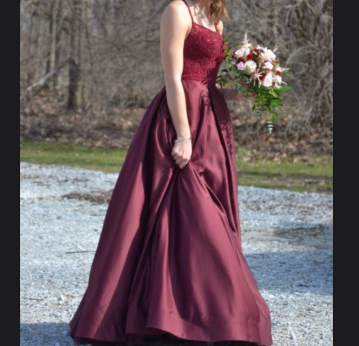 Size 2 Prom Lace Burgundy Red A-line Dress on Queenly