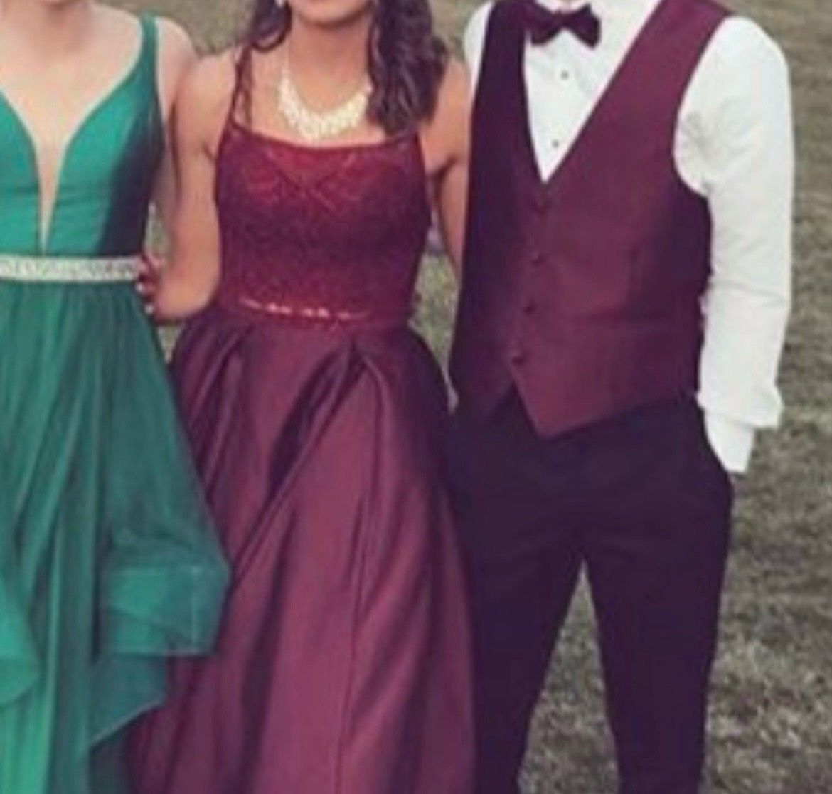 Size 2 Prom Lace Burgundy Red A-line Dress on Queenly