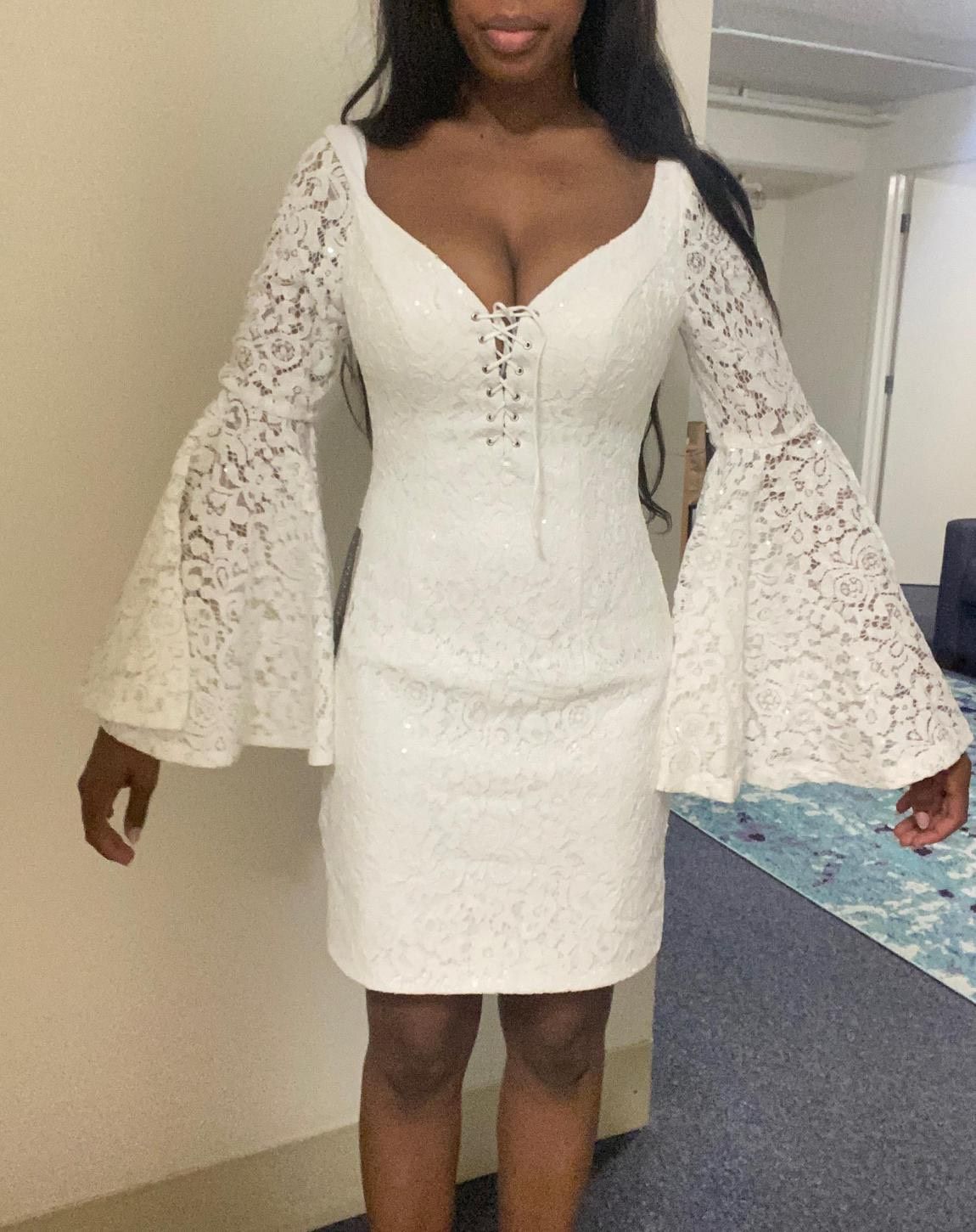 Hannah S Size 6 Homecoming Long Sleeve Lace White Cocktail Dress on Queenly