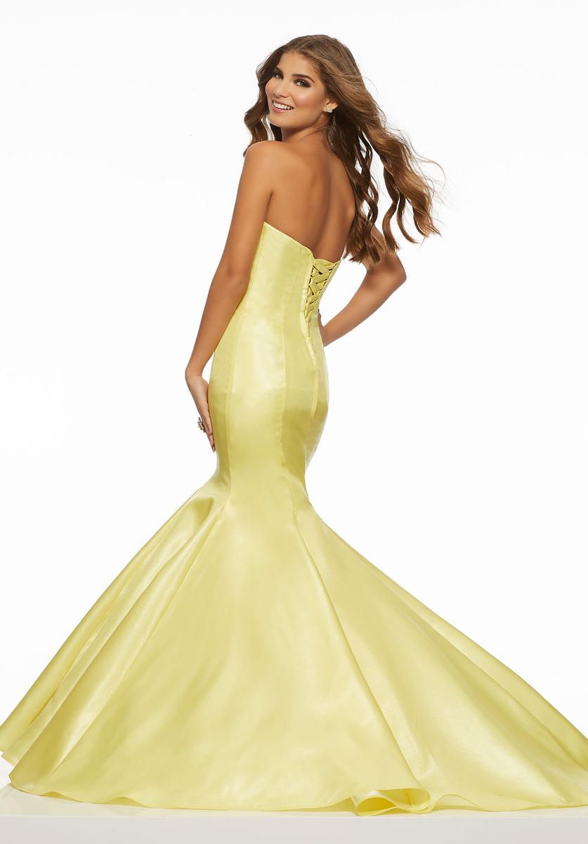 Style 43019 MoriLee Size 2 Prom Satin Yellow Mermaid Dress on Queenly