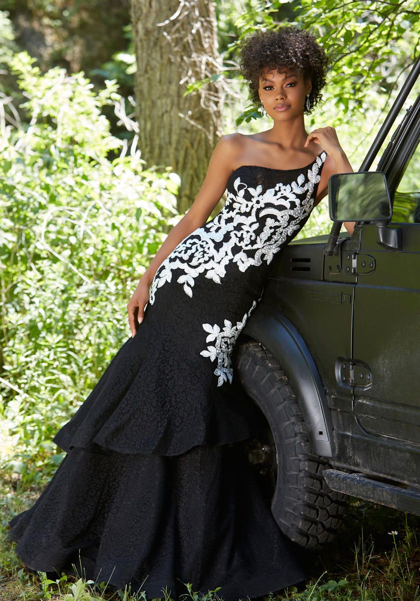 Style 99100 MoriLee Size 4 Prom One Shoulder Lace Black Mermaid Dress on Queenly