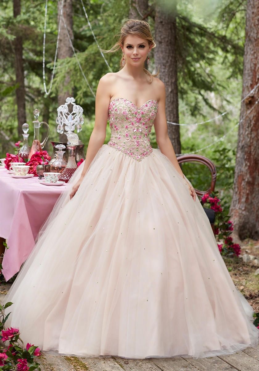 Style 99020 MoriLee Size 0 Prom Floral Nude Ball Gown on Queenly