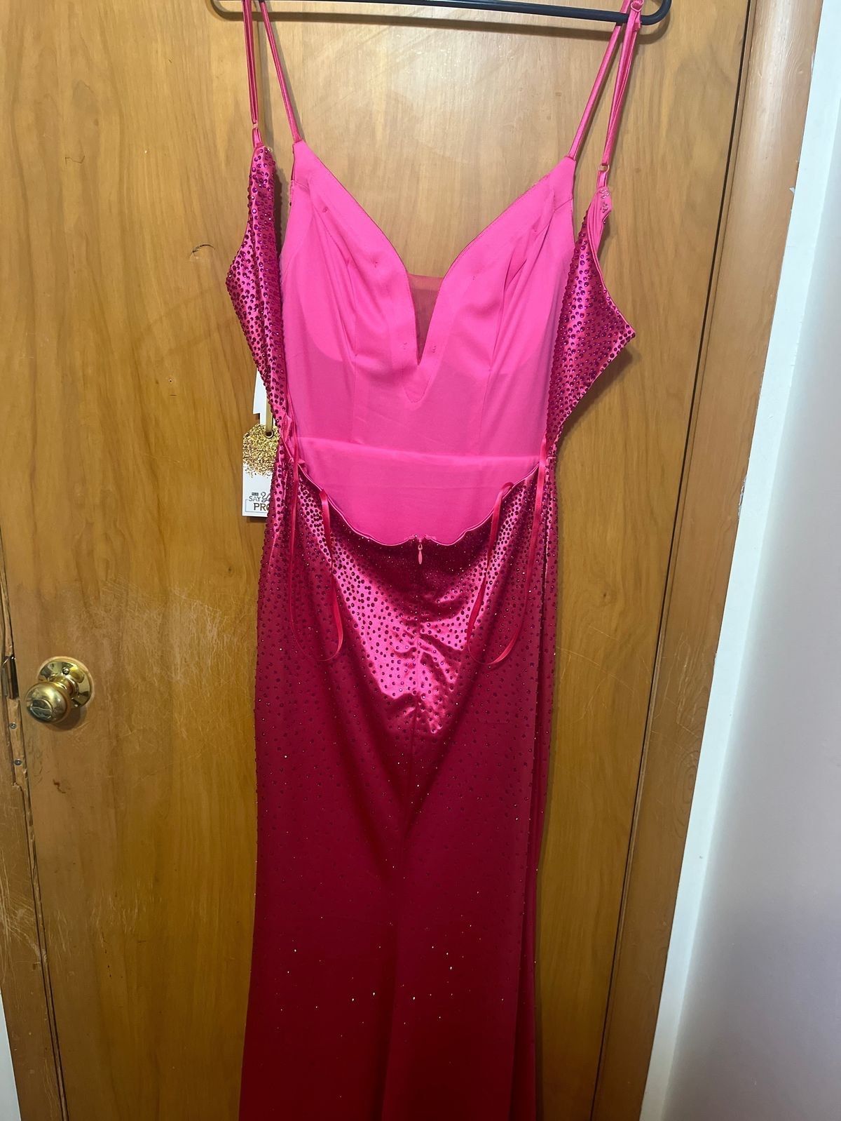 Size S Prom Plunge Pink A-line Dress on Queenly