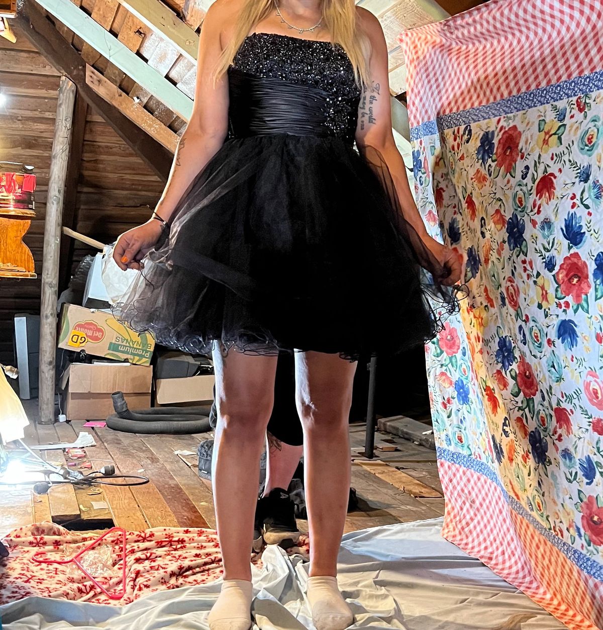 Size M Prom Strapless Black Cocktail Dress on Queenly