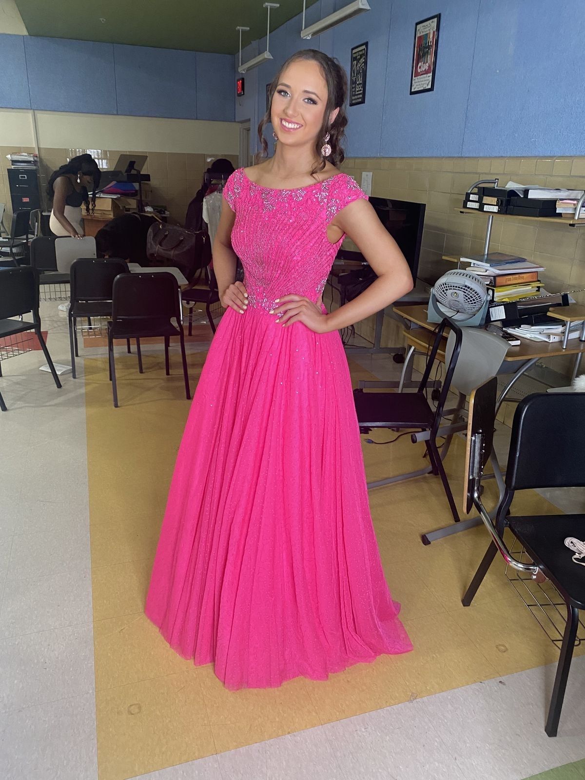 Sherri Hill Size 4 Pageant Off The Shoulder Pink Ball Gown on Queenly