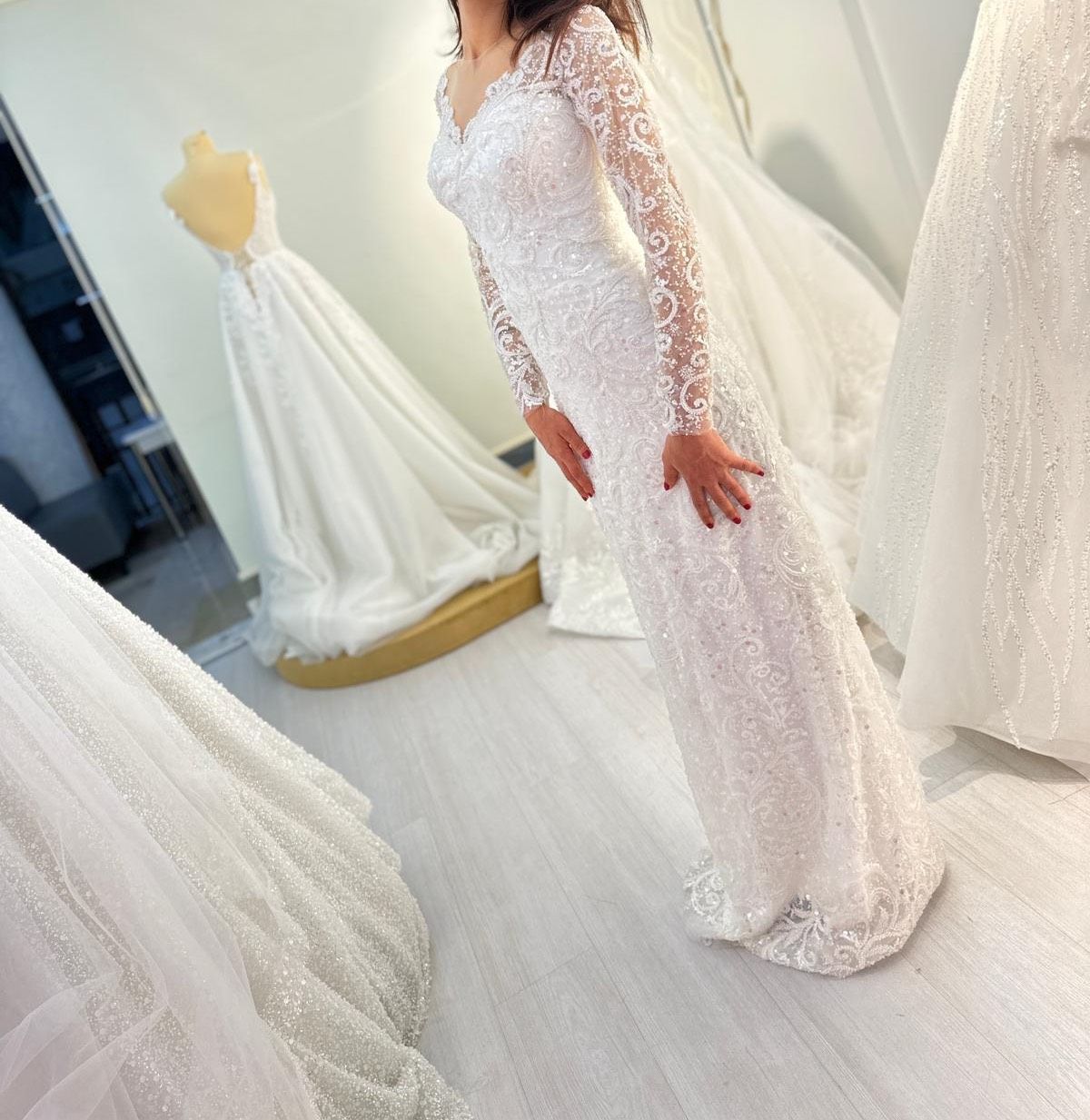 Size 0 Wedding Long Sleeve Sheer White Mermaid Dress on Queenly