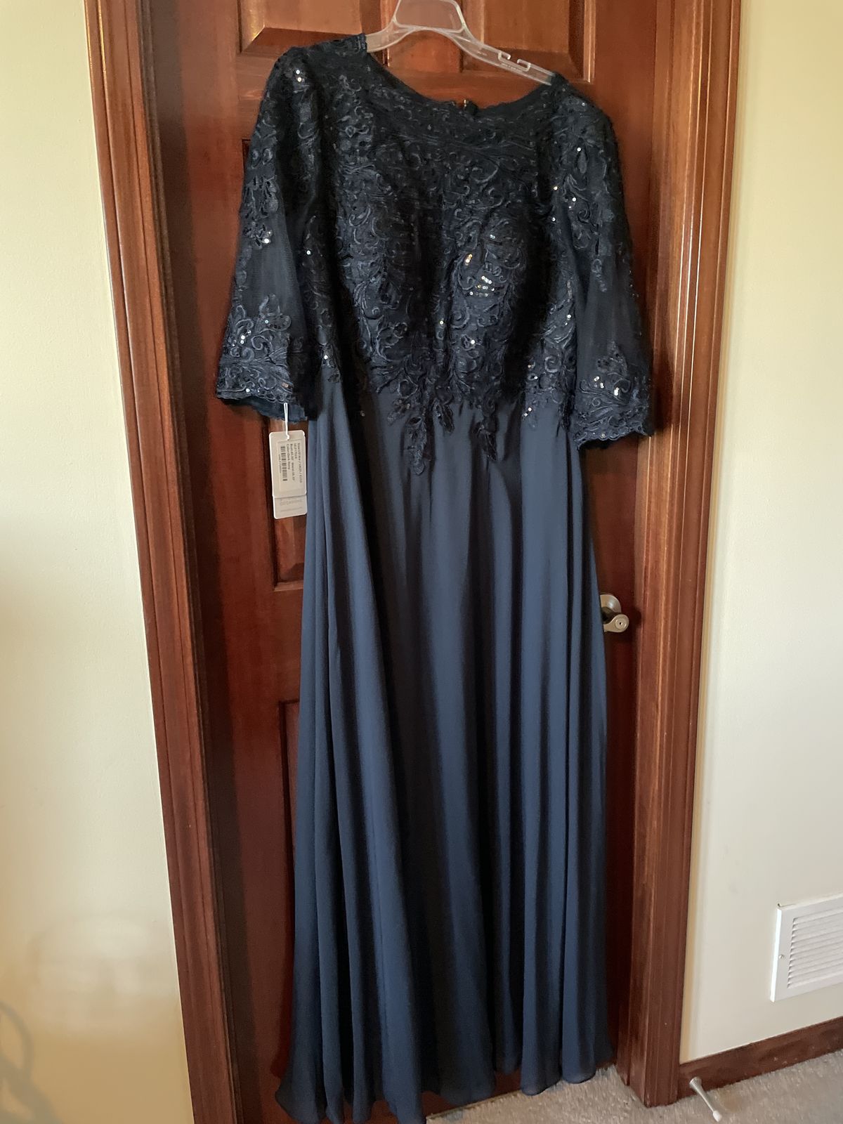 JJhouse Plus Size 20 Navy Blue Ball Gown on Queenly