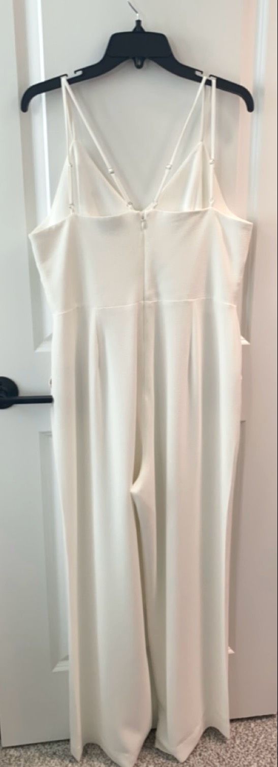 Dress the Population Size L Pageant Plunge White Formal Jumpsuit on Queenly
