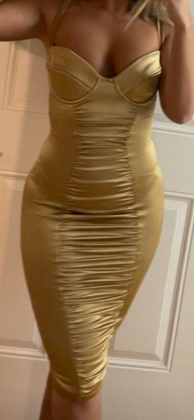 Nookie Size S Nightclub Plunge Gold Cocktail Dress on Queenly
