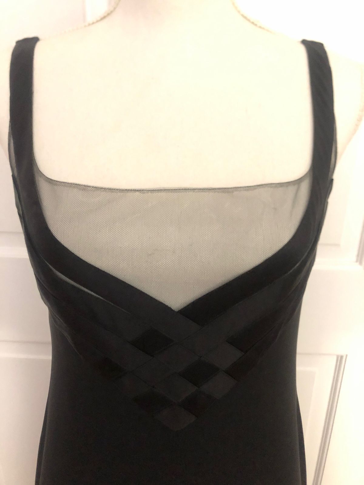 Valentino Size 10 Prom Plunge Black A-line Dress on Queenly