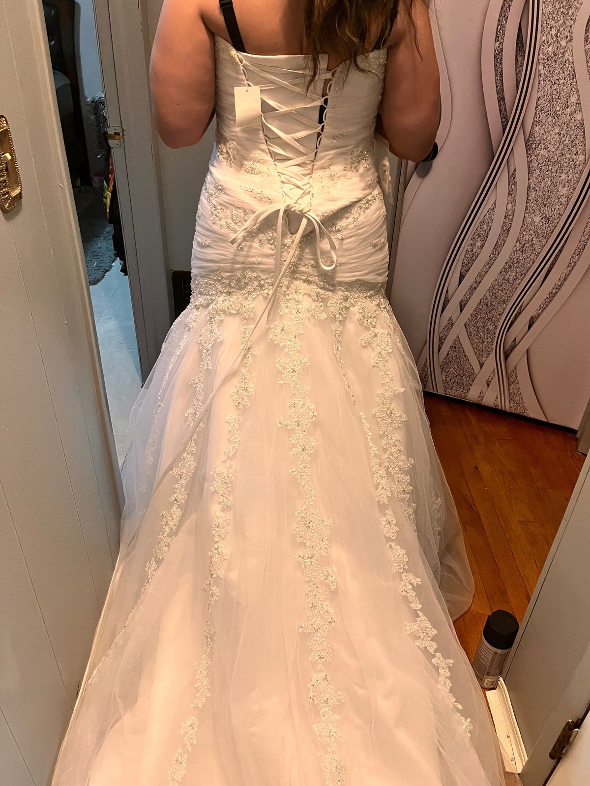 Size 14 Wedding Strapless White Mermaid Dress on Queenly
