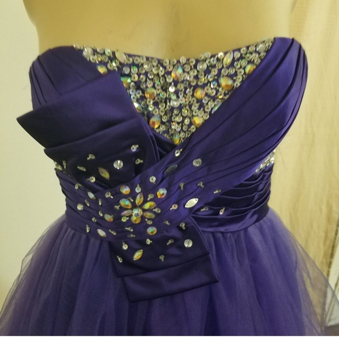 Let's  Size 0 Prom Purple A-line Dress on Queenly