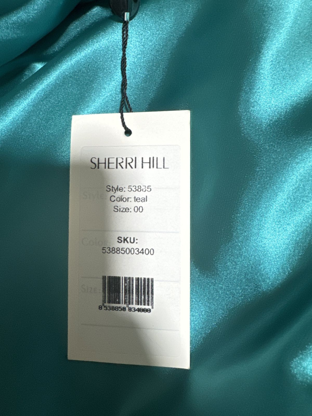 Style 53885 Sherri Hill Size 00 Prom Plunge Green Floor Length Maxi on Queenly