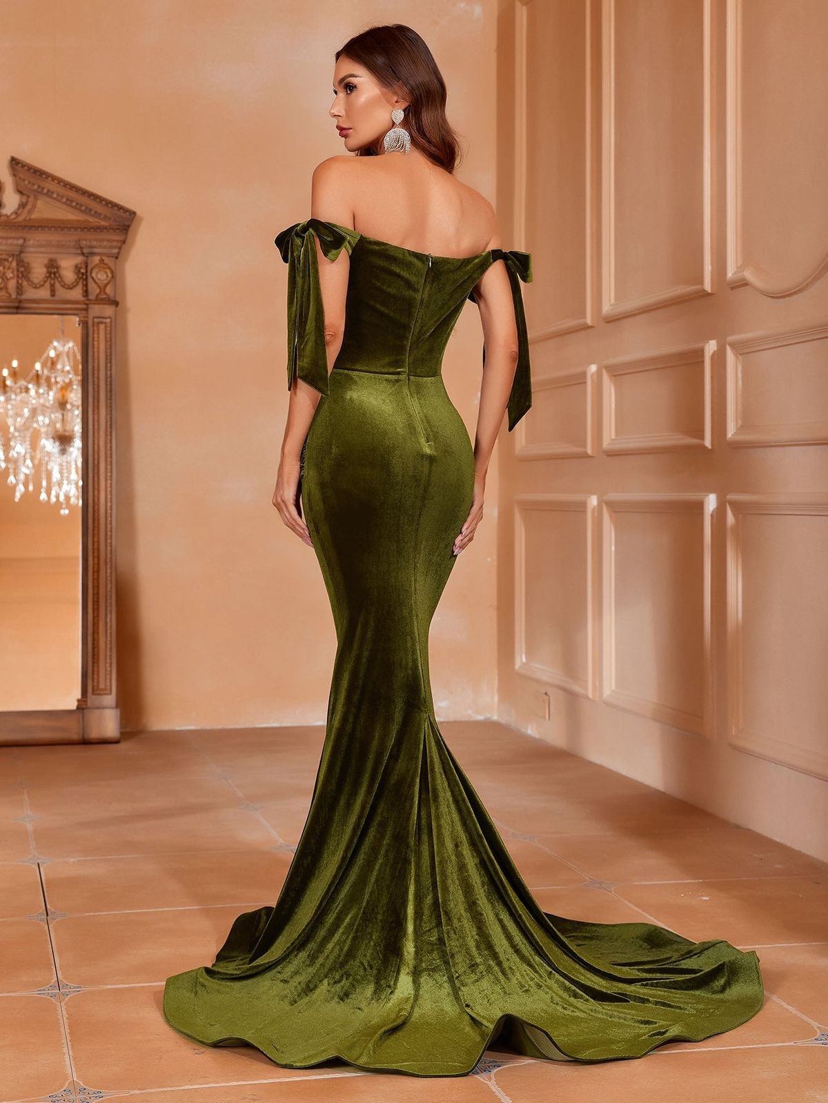 Style FSWD1998 Faeriesty Size M Off The Shoulder Velvet Green Mermaid Dress on Queenly