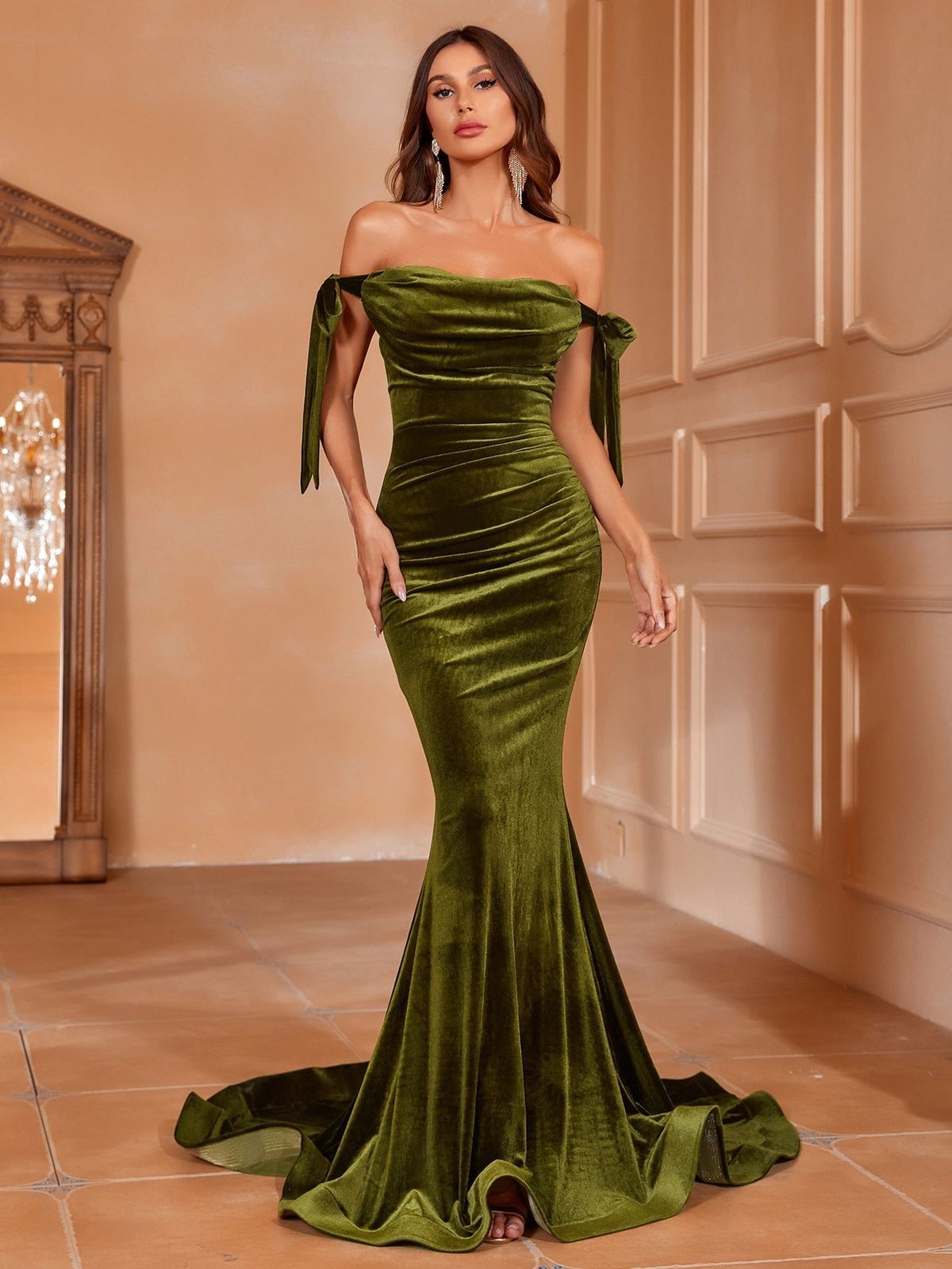 Style FSWD1998 Faeriesty Size L Off The Shoulder Velvet Green Mermaid Dress on Queenly