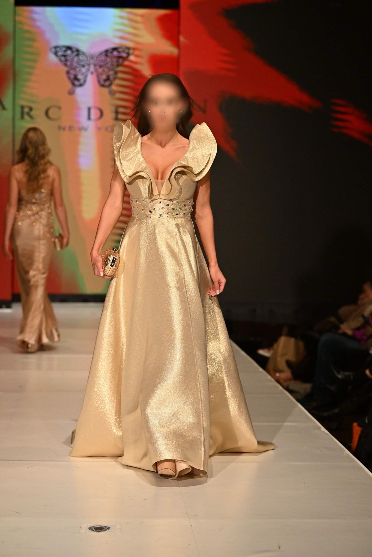 Marc Defang Size 6 Pageant Plunge Gold Dress With Train on Queenly