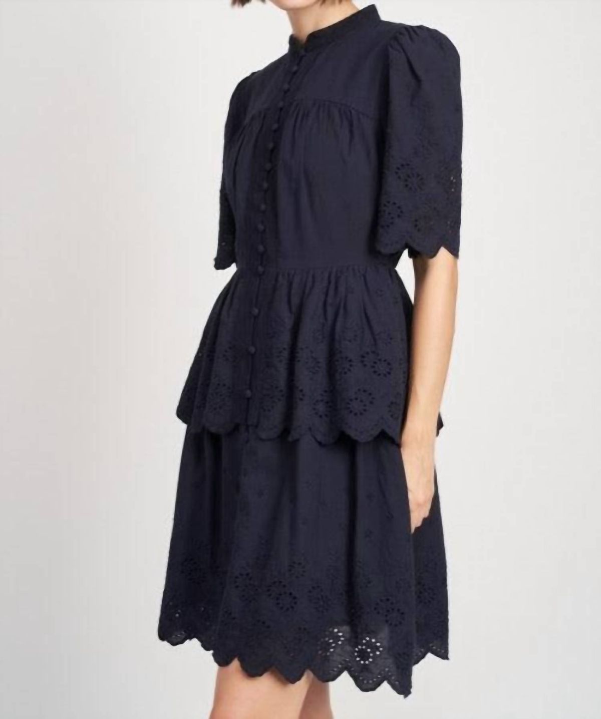 Style 1-2399236859-2696 En Saison Size L Lace Navy Black Cocktail Dress on Queenly