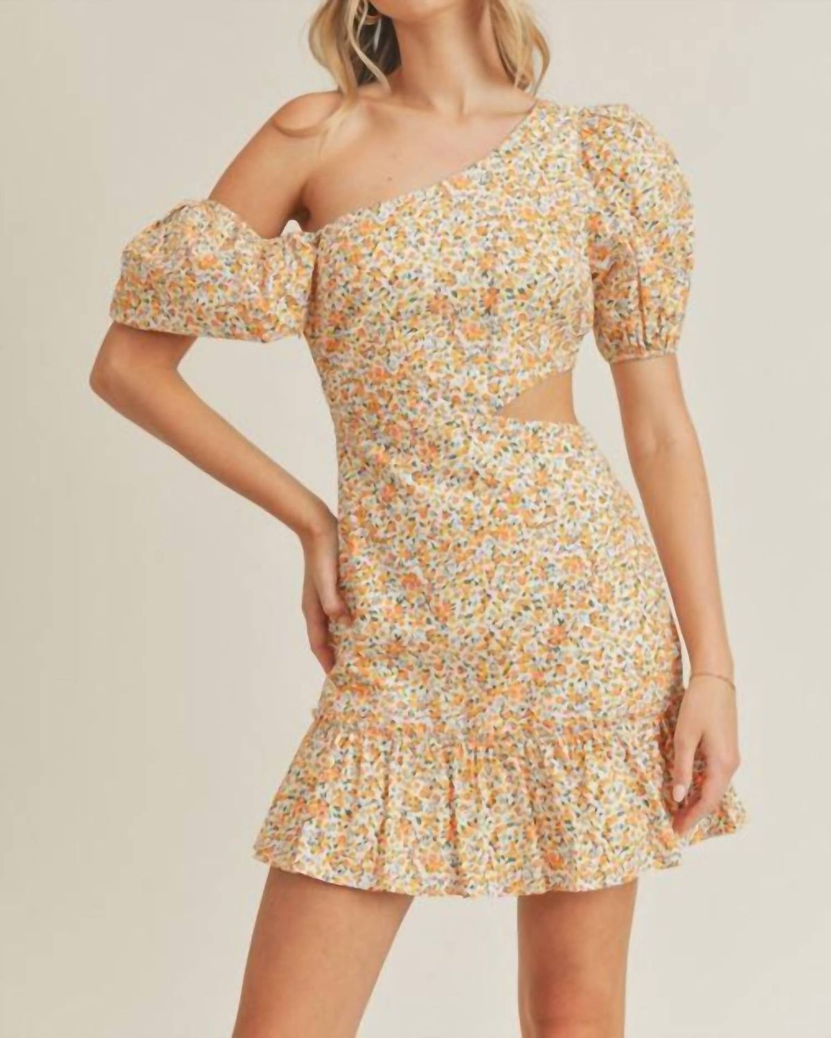 Style 1-3558282675-3011 LUSH Size M Floral Yellow Cocktail Dress on Queenly