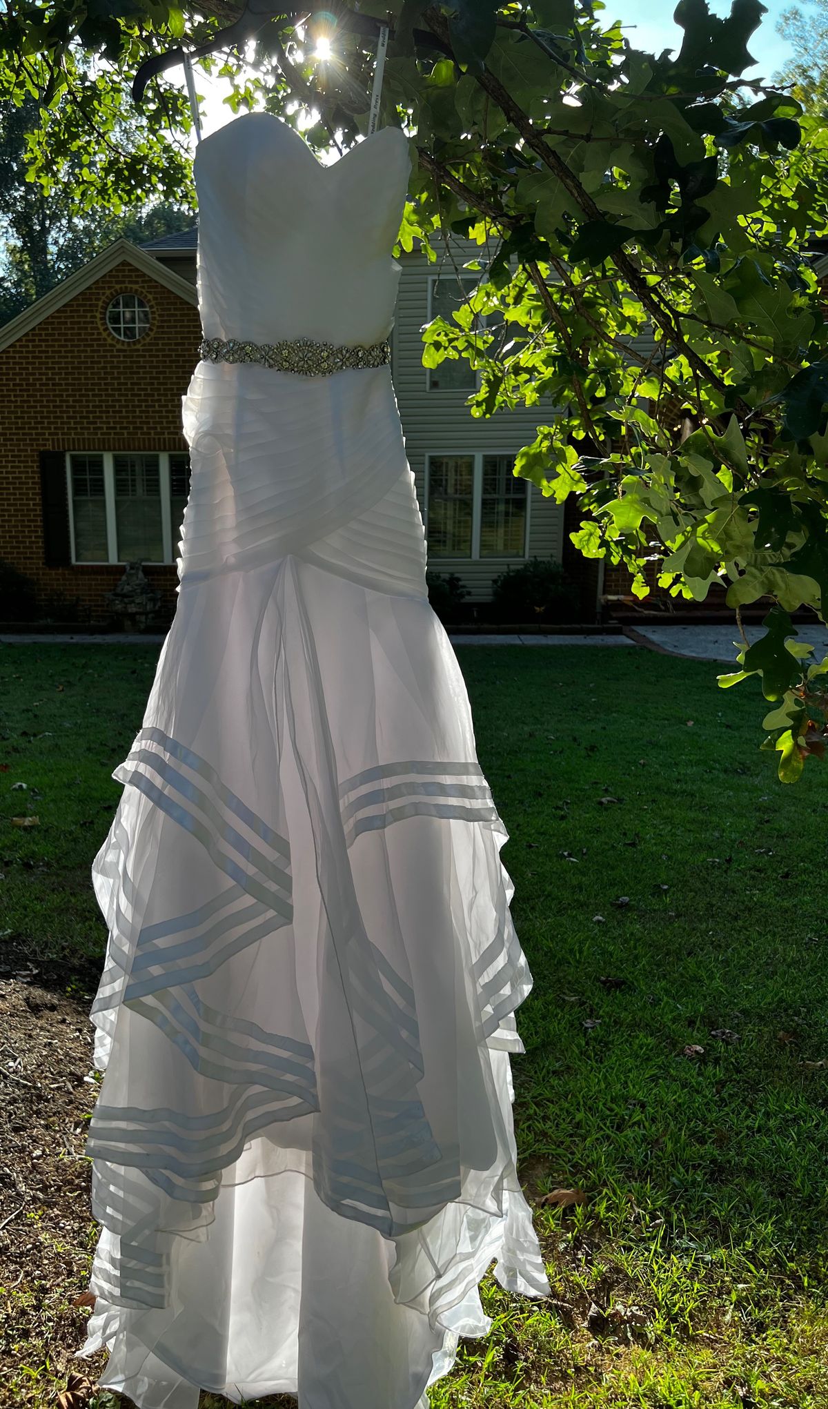 Size S Wedding Strapless White Mermaid Dress on Queenly