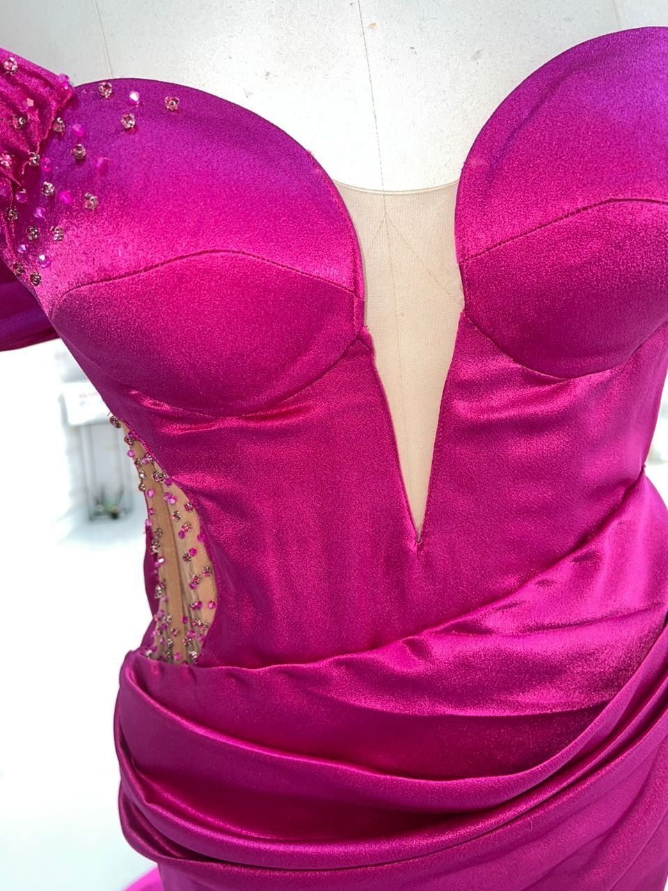 Matopeda Size M Prom Off The Shoulder Pink Side Slit Dress on Queenly