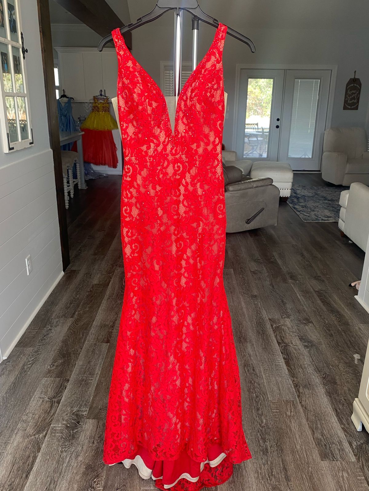 Madison James Size 2 Prom Plunge Red Mermaid Dress on Queenly