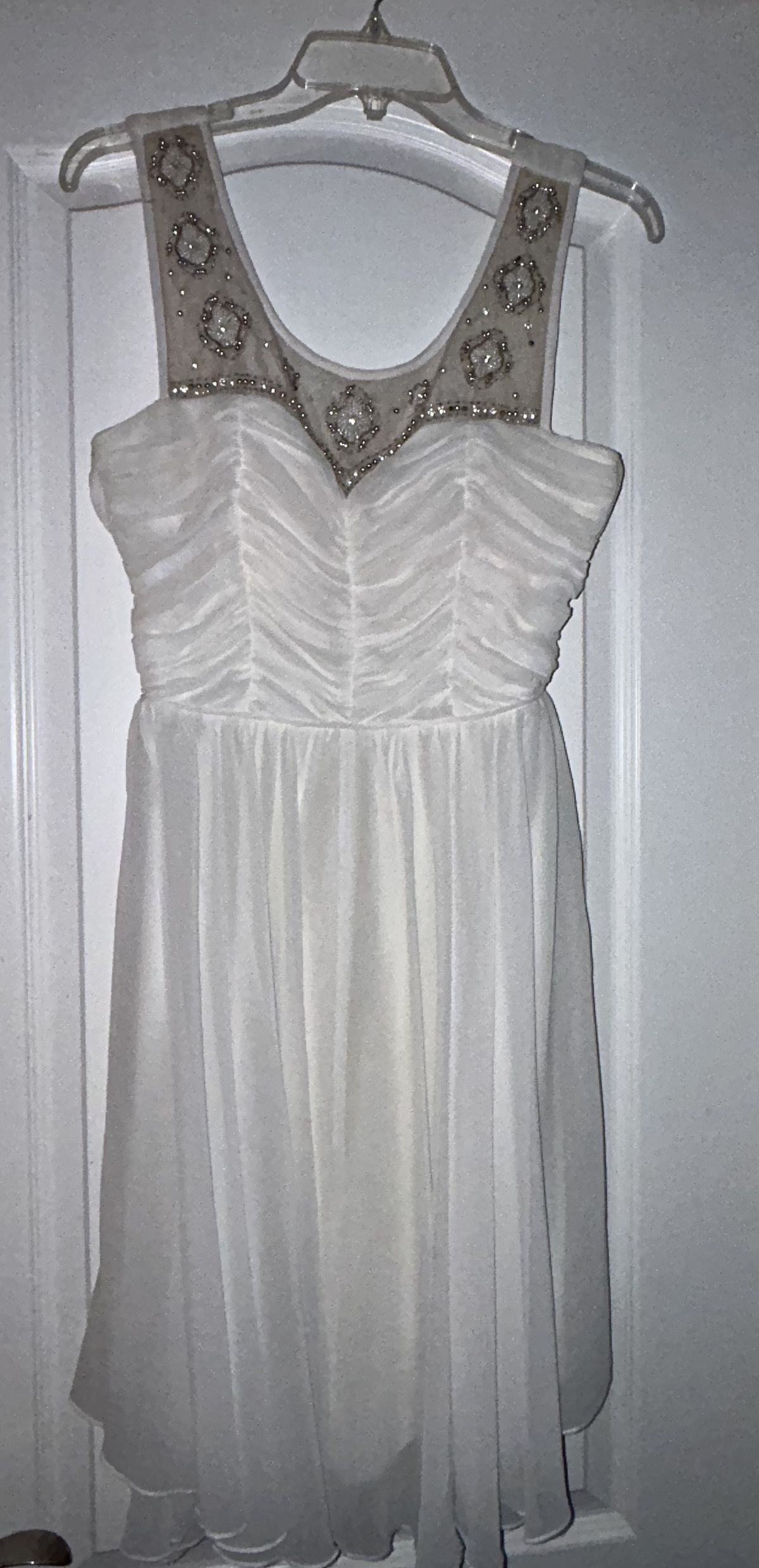 Style 75010 22H Way-In Clothing Co. Size 8 White Cocktail Dress on Queenly