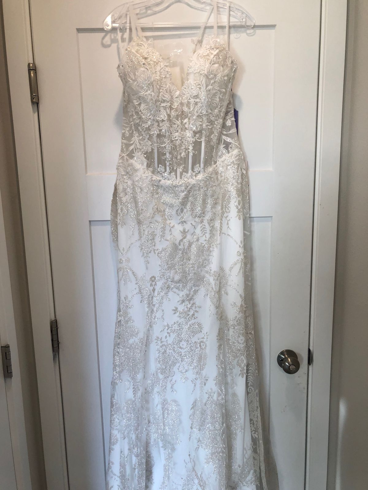 Ladivine Size 14 Wedding Plunge Lace White Mermaid Dress on Queenly