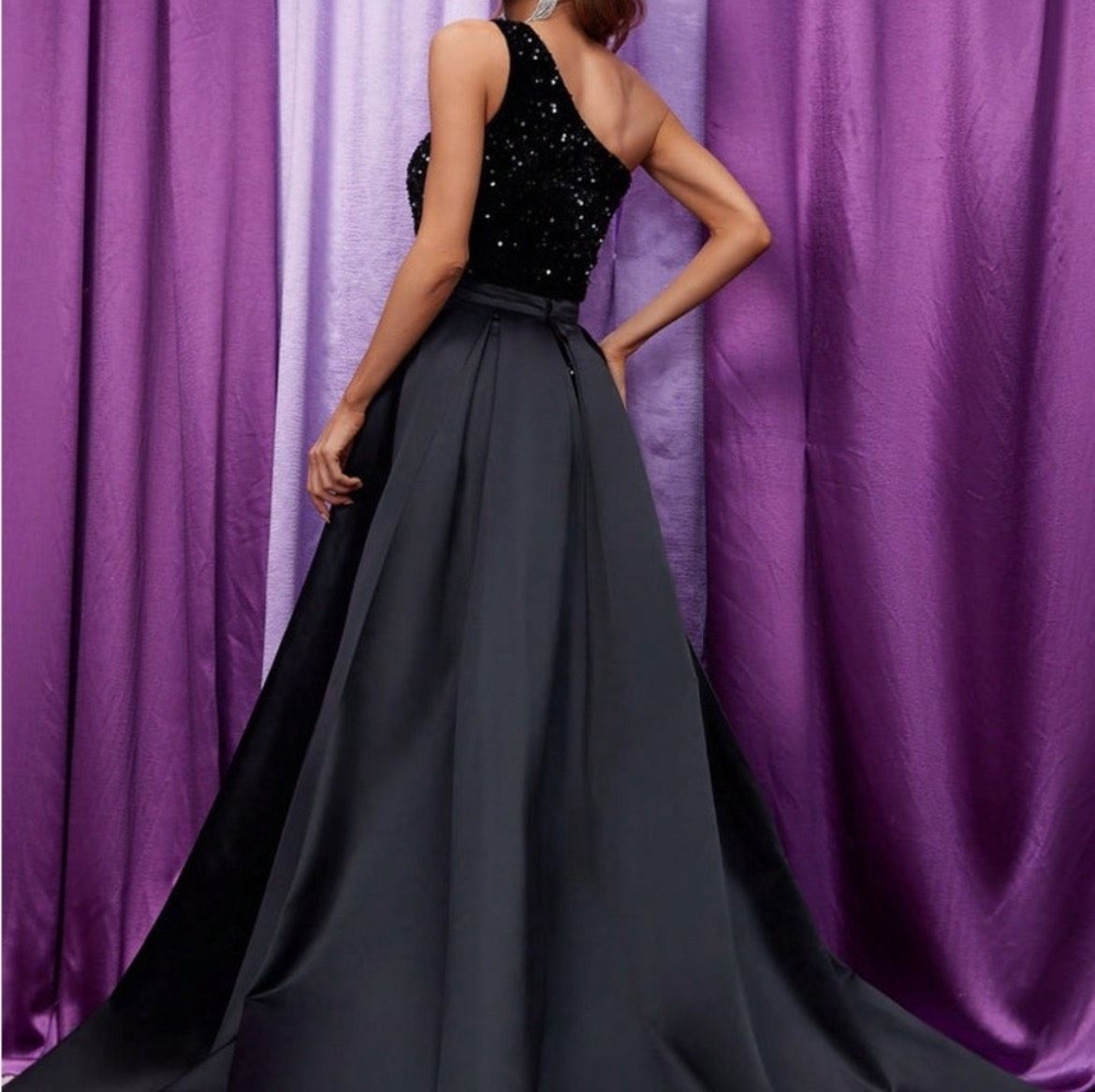 Size XL Prom One Shoulder Black Dress With Train on Queenly