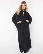 Size 6 Pageant Long Sleeve Velvet Black A-line Dress on Queenly