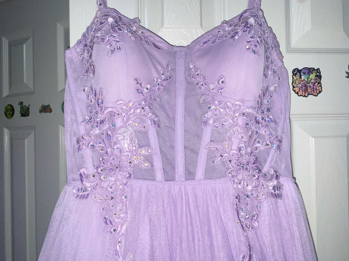 Windsor Size 8 Prom Plunge Purple Ball Gown on Queenly
