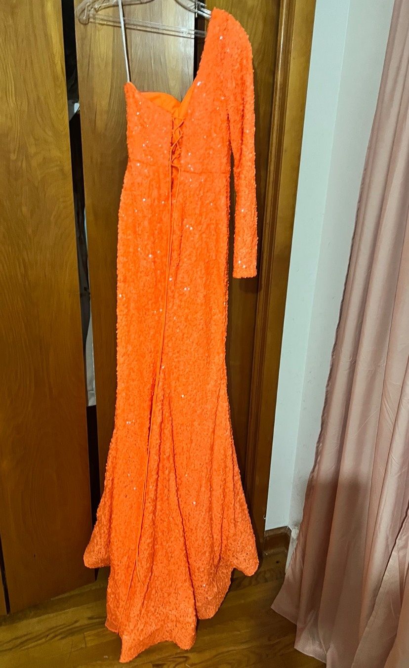 Size 4 Prom One Shoulder Orange Side Slit Dress on Queenly