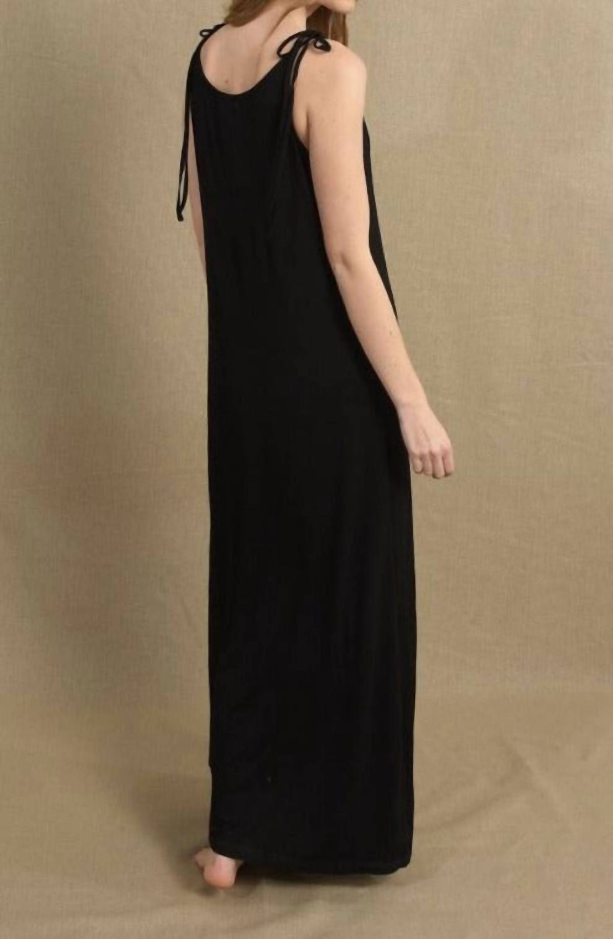 Style 1-220057815-2696 MOLLY BRACKEN Size L Black Floor Length Maxi on Queenly