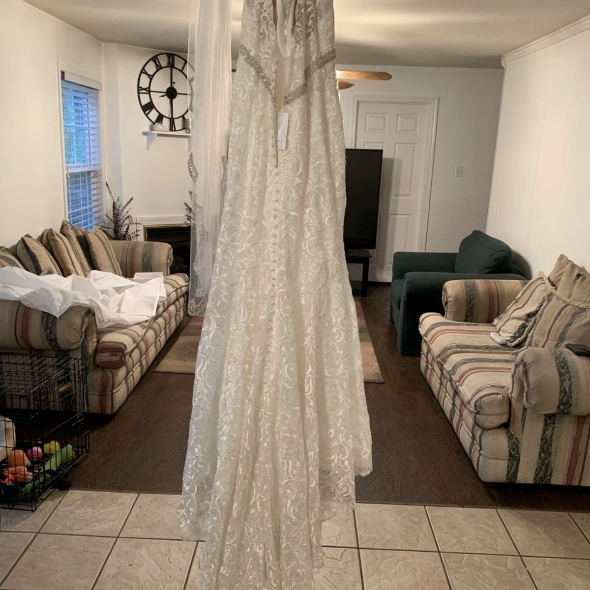 Size 14 White Dress With Train on Queenly