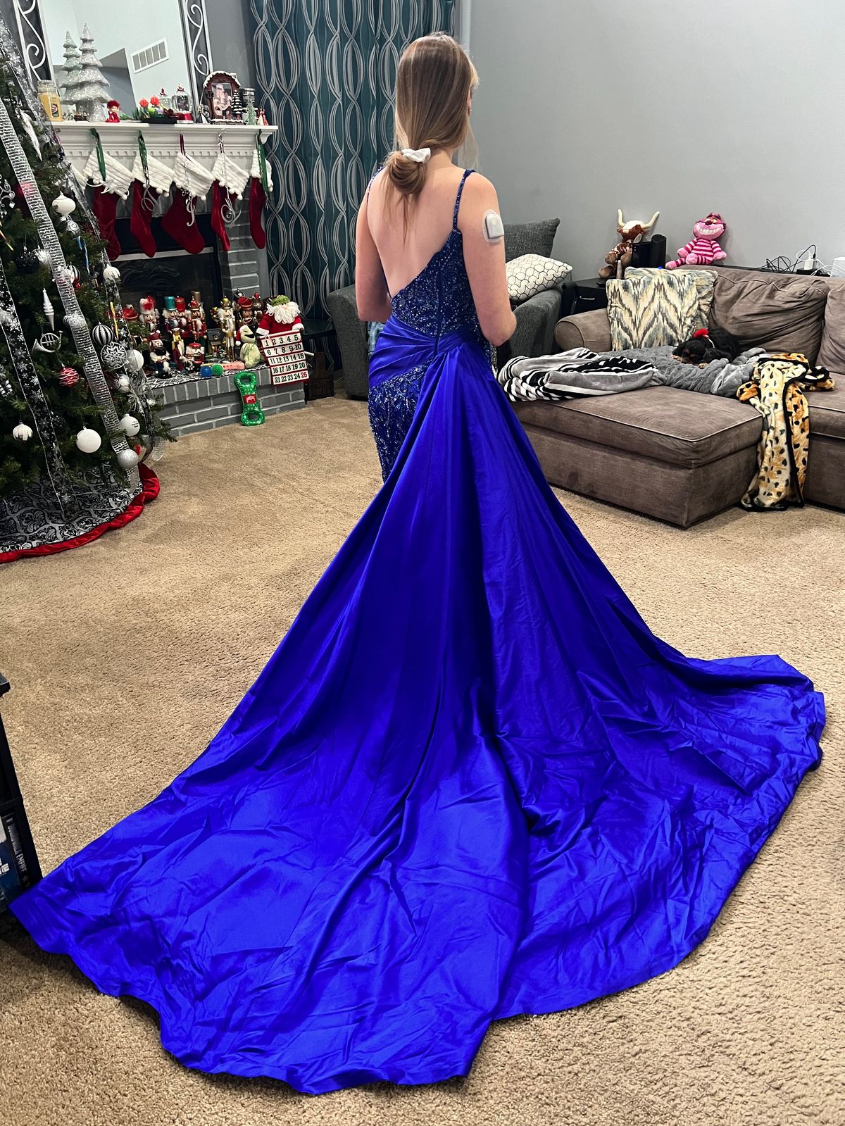 Sherri Hill Size 6 Homecoming Sequined Royal Blue Dress With Train on Queenly
