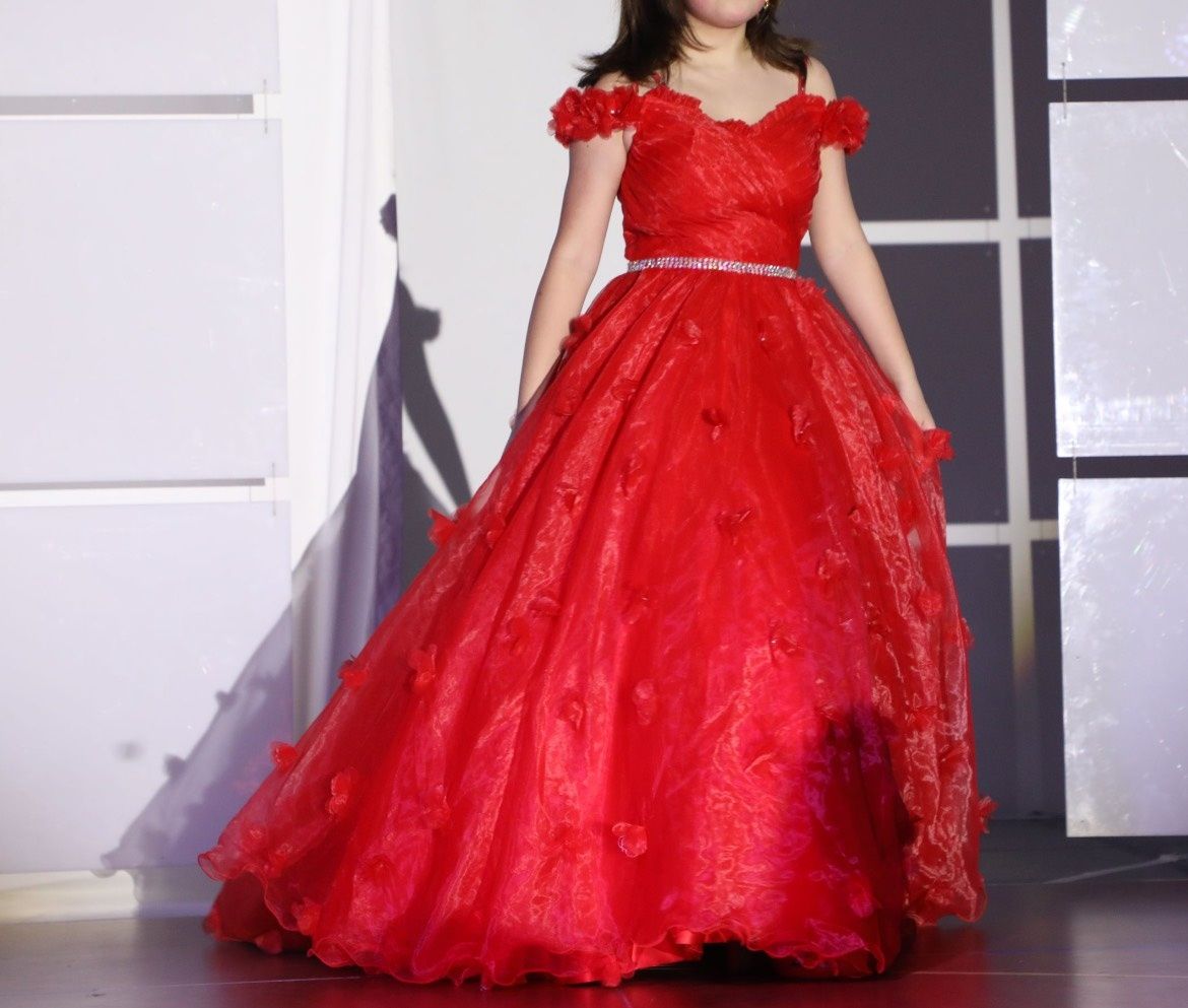 One More Couture Size S Prom Off The Shoulder Lace Red Ball Gown on Queenly