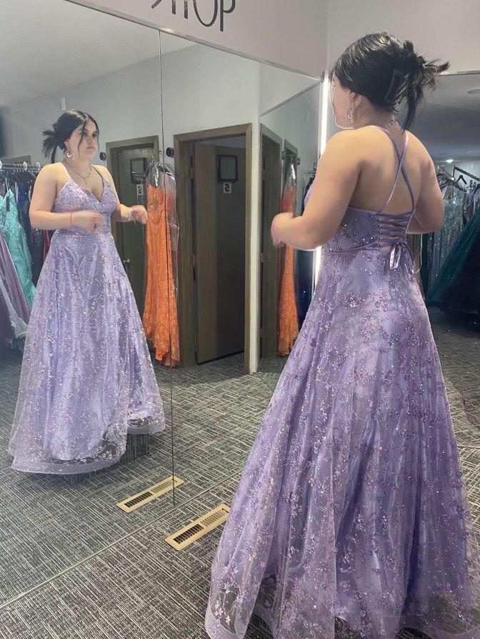 Style 3325 Ellie Wilde Size 8 Prom Plunge Purple Floor Length Maxi on Queenly