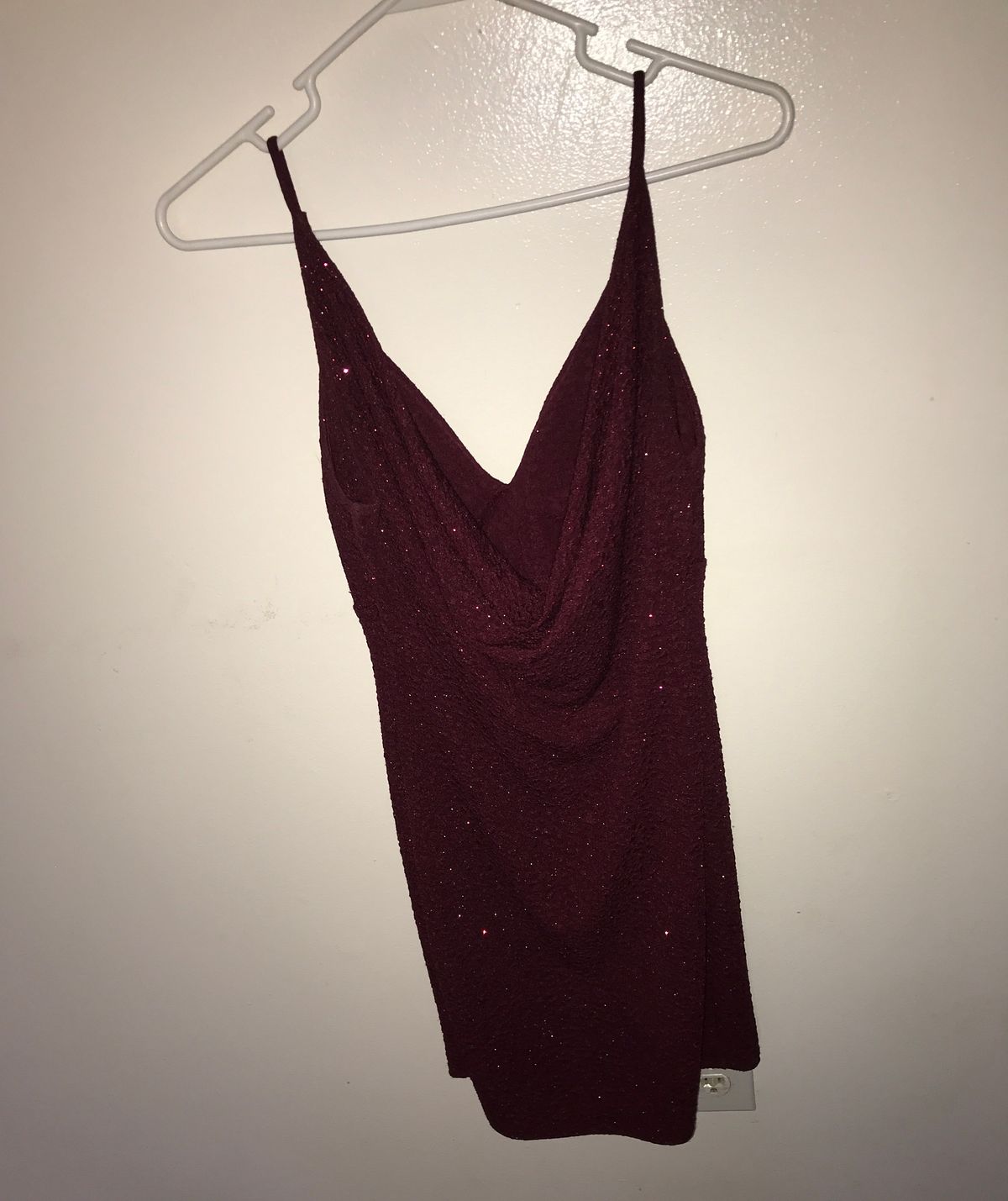 Size 6 Homecoming Plunge Purple Cocktail Dress on Queenly