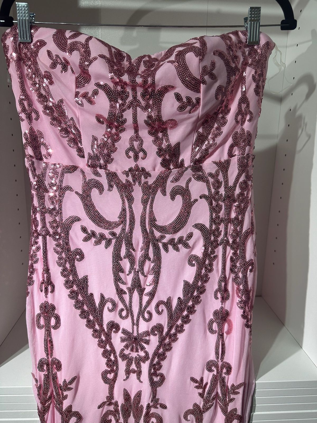 Size L Prom Off The Shoulder Pink Mermaid Dress on Queenly