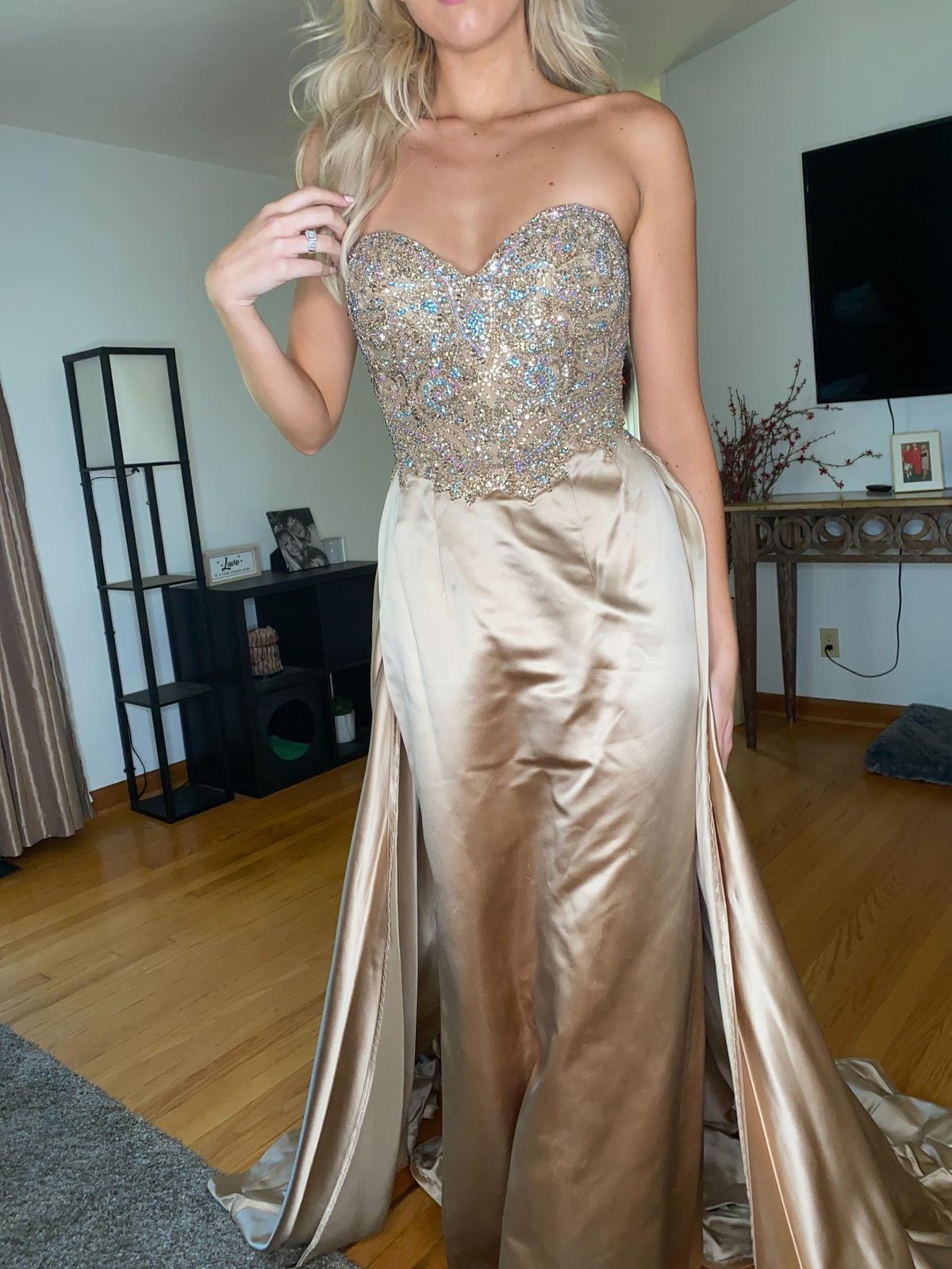Sherri Hill Size 4 Prom Strapless Sequined Gold Dress With Train on Queenly