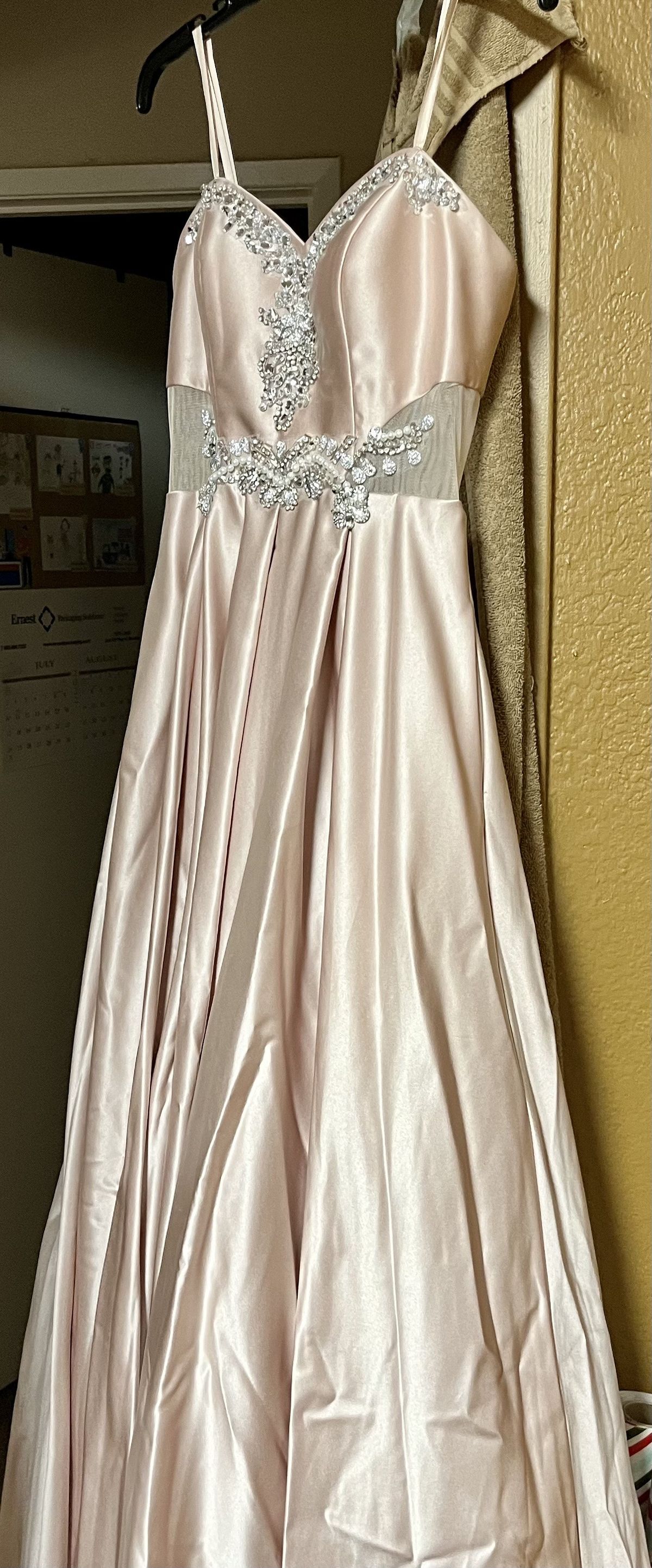 Blondie Nites Size 6 Prom Nude Ball Gown on Queenly