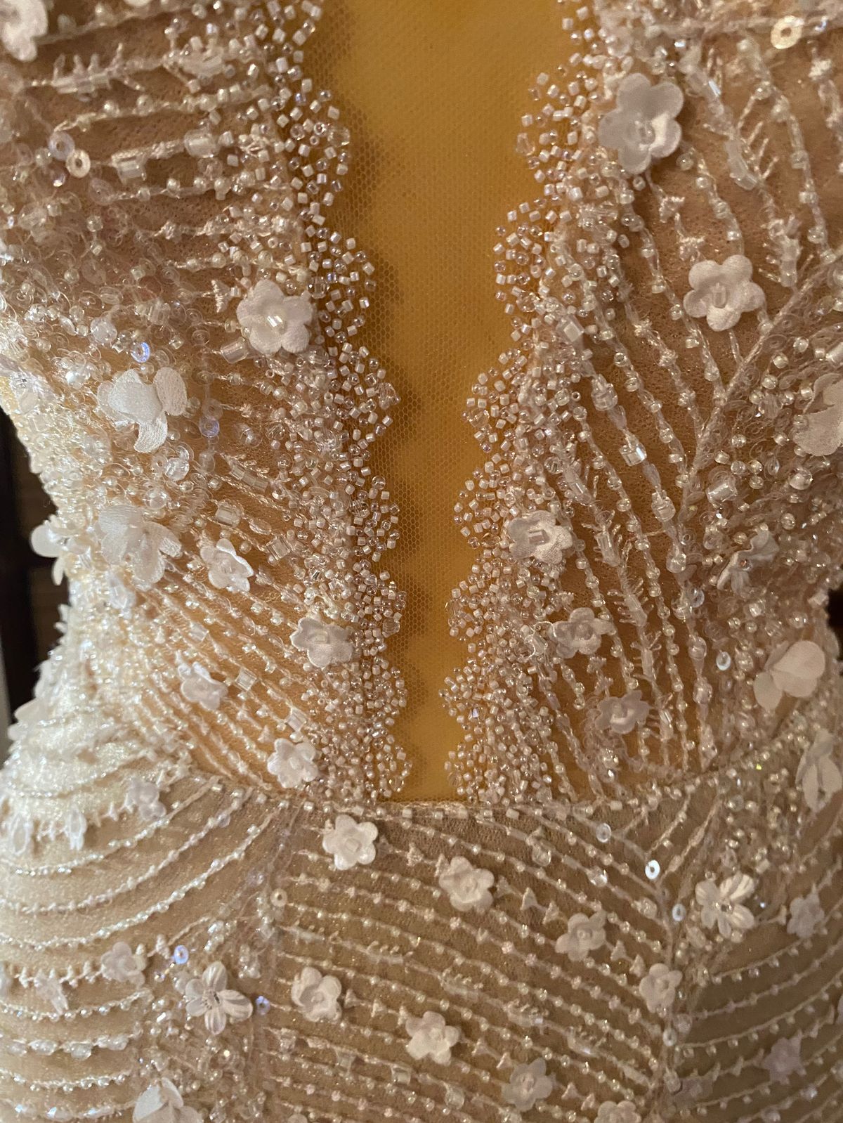 Style Chanel Zavana Couture Size 14 Plunge Lace Nude Mermaid Dress on Queenly
