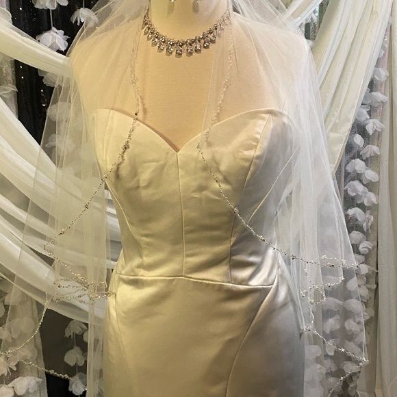 ZAC POSEN Size 12 Wedding White Mermaid Dress on Queenly