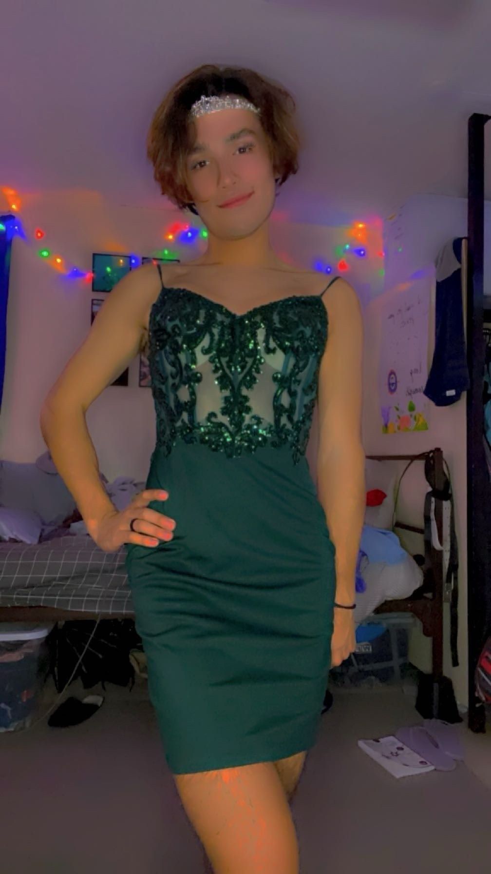 Promgirl Size 4 Prom Plunge Green Cocktail Dress on Queenly