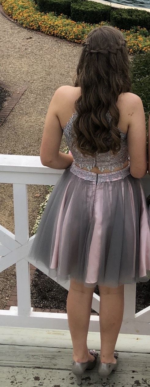 Size M Prom High Neck Multicolor Cocktail Dress on Queenly